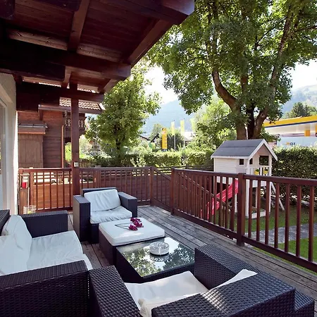 Sch\u00f6nfeld Kitzbühel